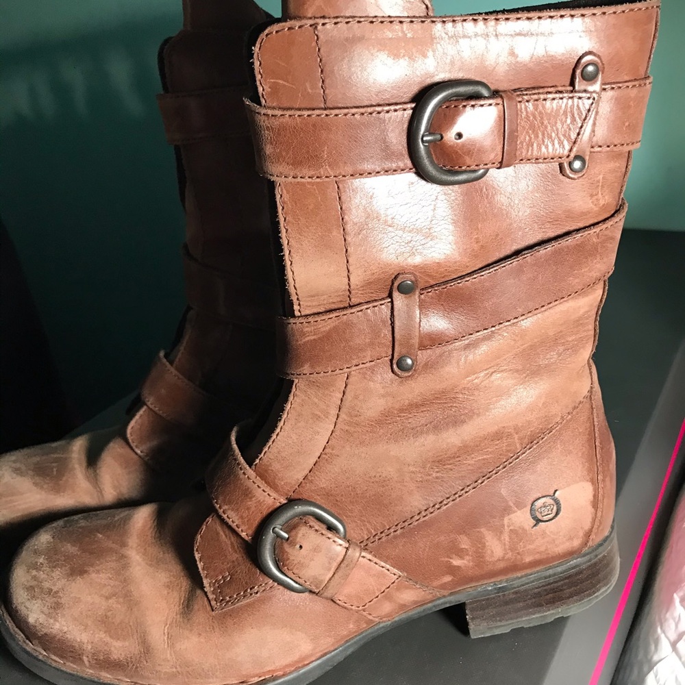Born brown leather zipper boots.  Size 9